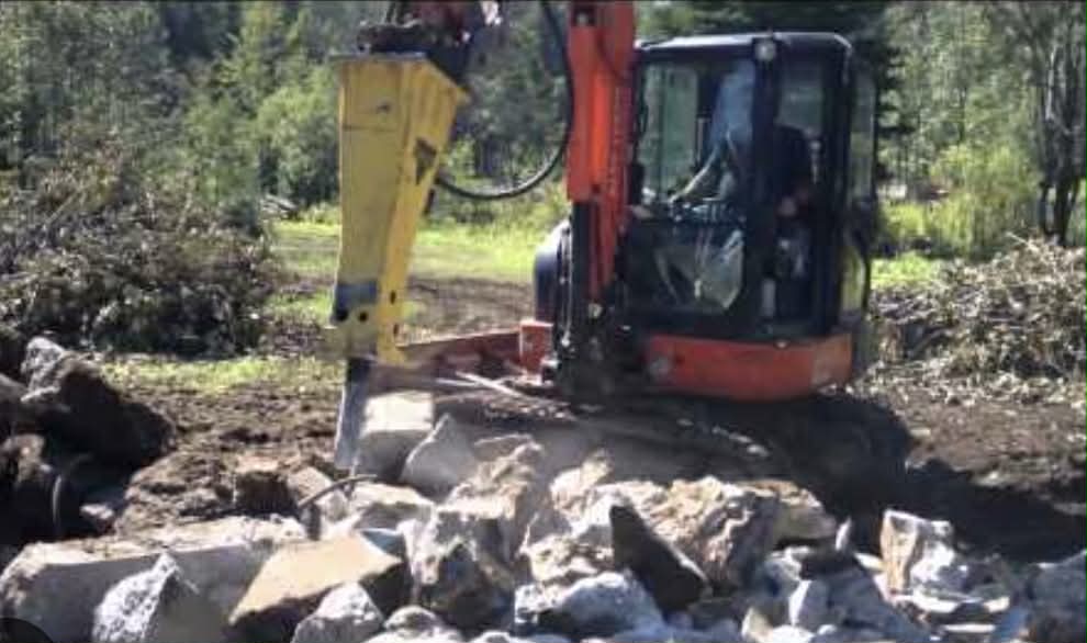 Brise-roche hydraulique