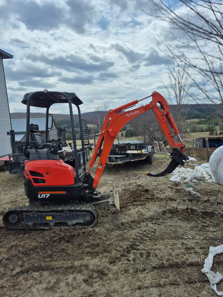 Mini-excavatrice avec pouce